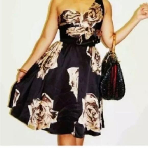 Betsey Johnson Silk One Shoulder Floral Dress, New with tags - Picture 1 of 8